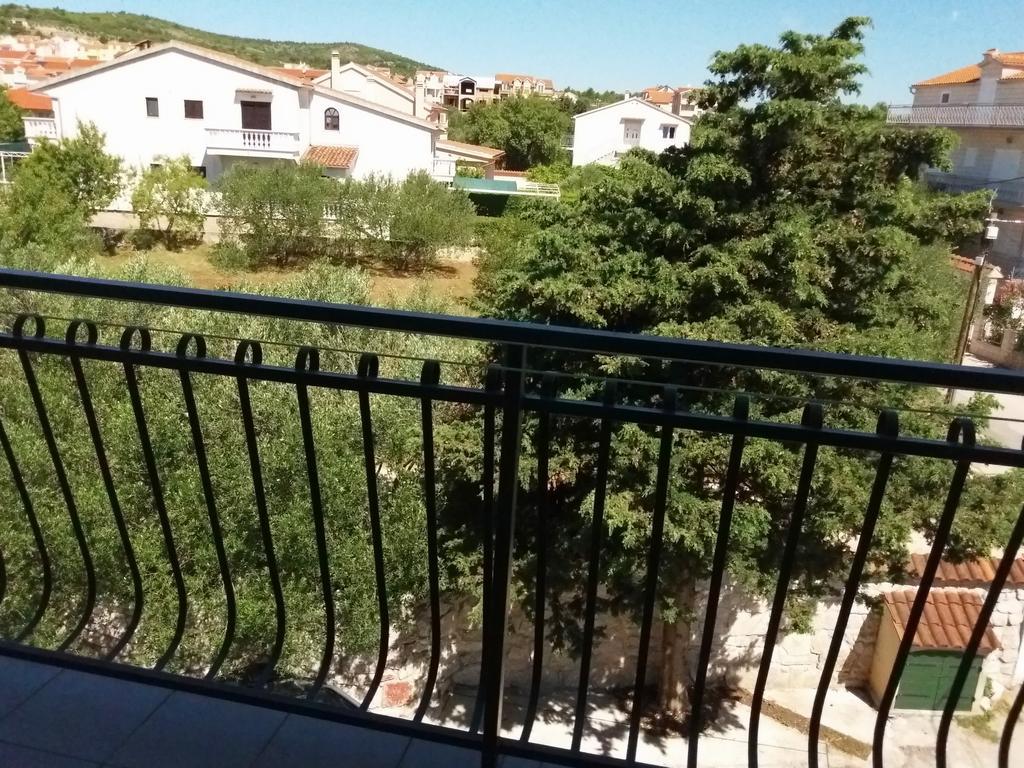 Apartments Meri Vodice Eksteriør bilde