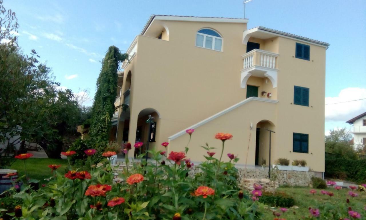 Apartments Meri Vodice Eksteriør bilde