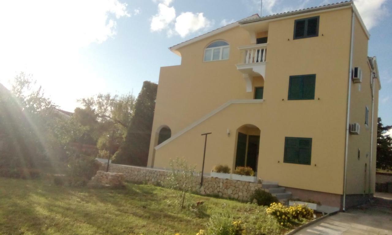 Apartments Meri Vodice Eksteriør bilde